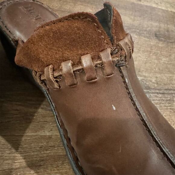 Born Women's Brown Slip-On Wedge Clogs Size 8 Chunky Heel Academia FLAWS - Picture 5 of 10